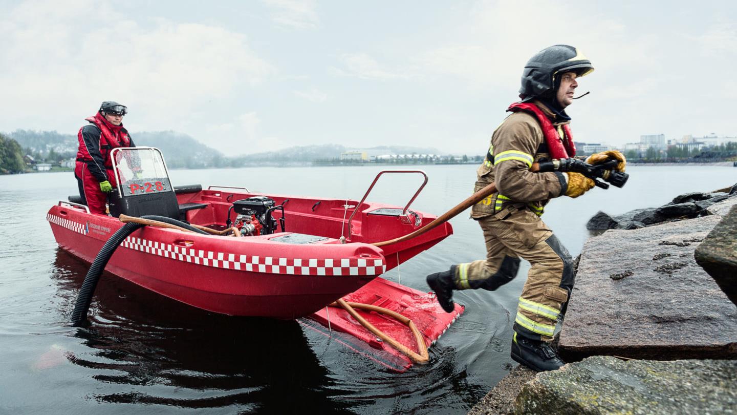 PIONER Multi III Rettungsboot Feuerwehrboot DIN EN 1914 DIN 14961 RTB 2